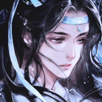 女子一件外套拽回两条命